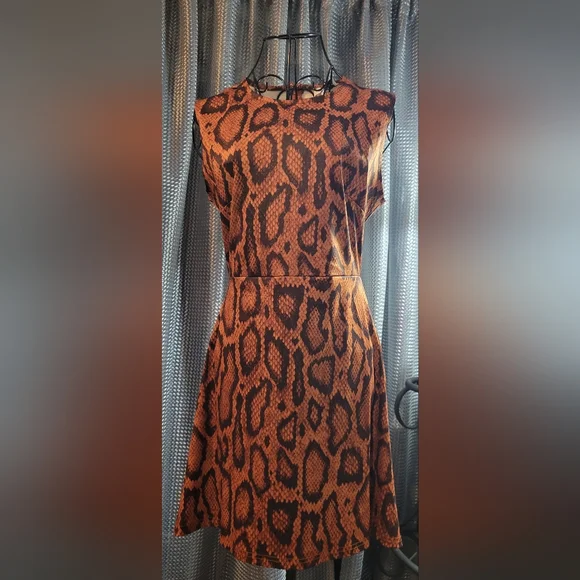 WeWoreWhat Animal Print Mini Dress - Picture 1 of 4
